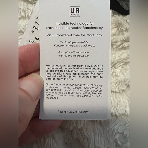 UGG Leather Scrunched Logo Gloves NWT (M) - Picture 9 of 10